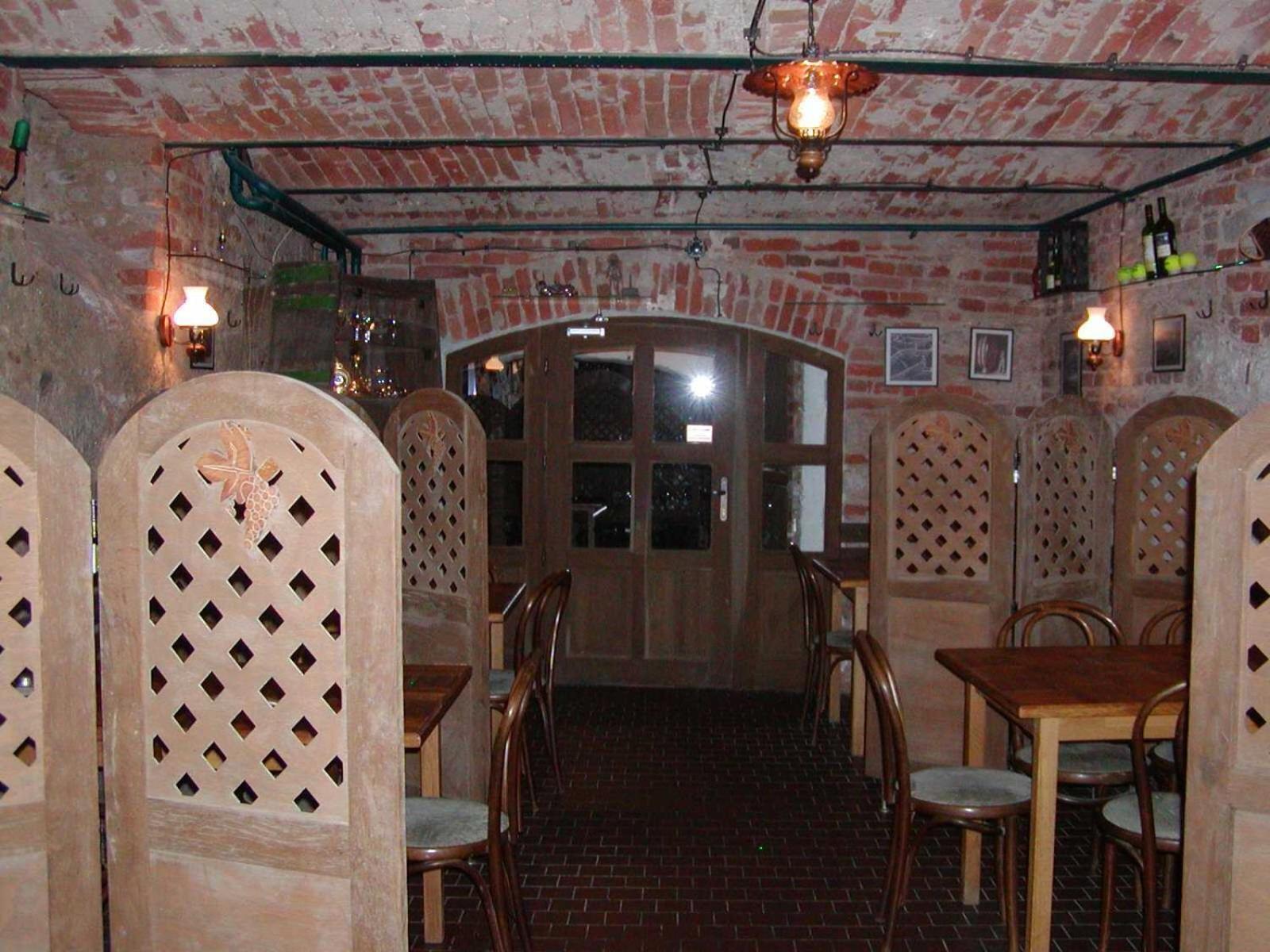Victoria - Penzion & Restaurant Зволен Экстерьер фото